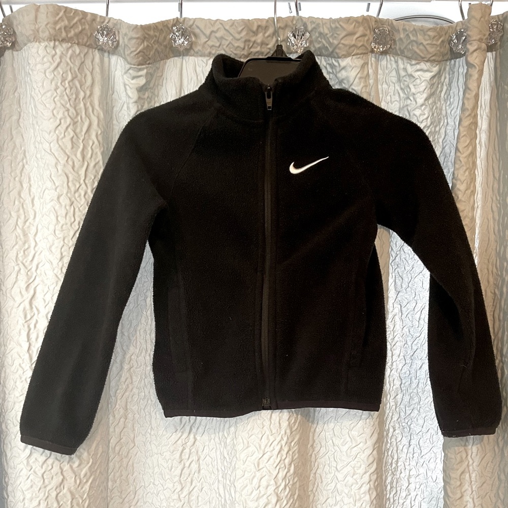 🖤4T Boys Nike Full Zip jacket!